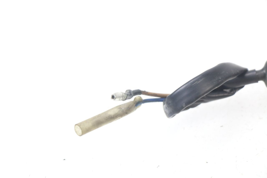 photo de Interruttore stop posteriore KAWASAKI GTR 1000 (1994 - 2004) - Dettaglio del componente