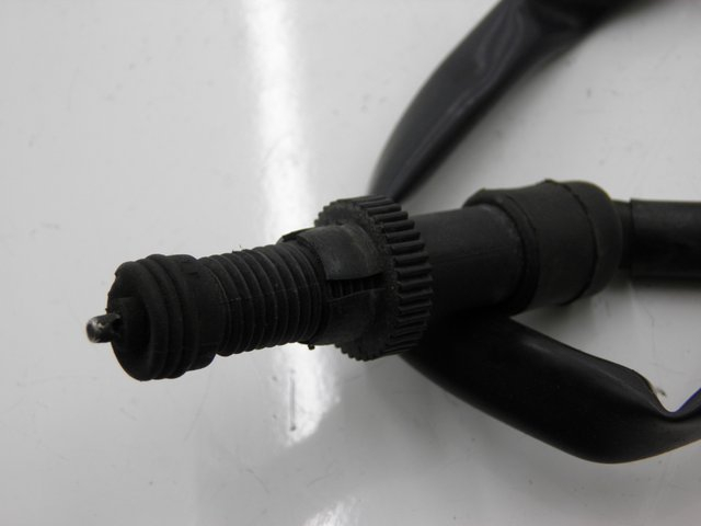 photo de INTERRUTTORE STOP POSTERIORE HONDA CBF S ABS 600 (2004 - 2007) - Dettaglio del componente