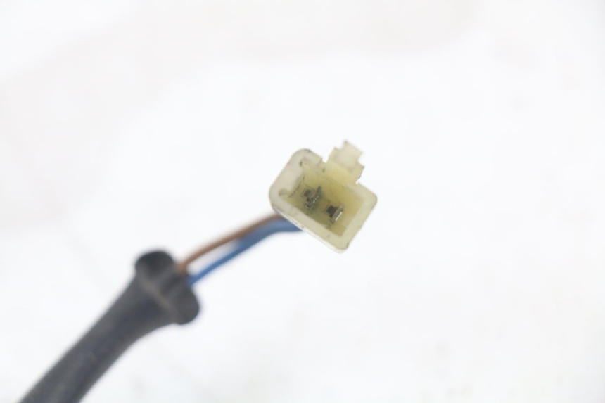 photo de INTERRUTTORE STOP POSTERIORE KAWASAKI ZR7 ZR-7 S 750 (1999 - 2004) - Altra angolazione