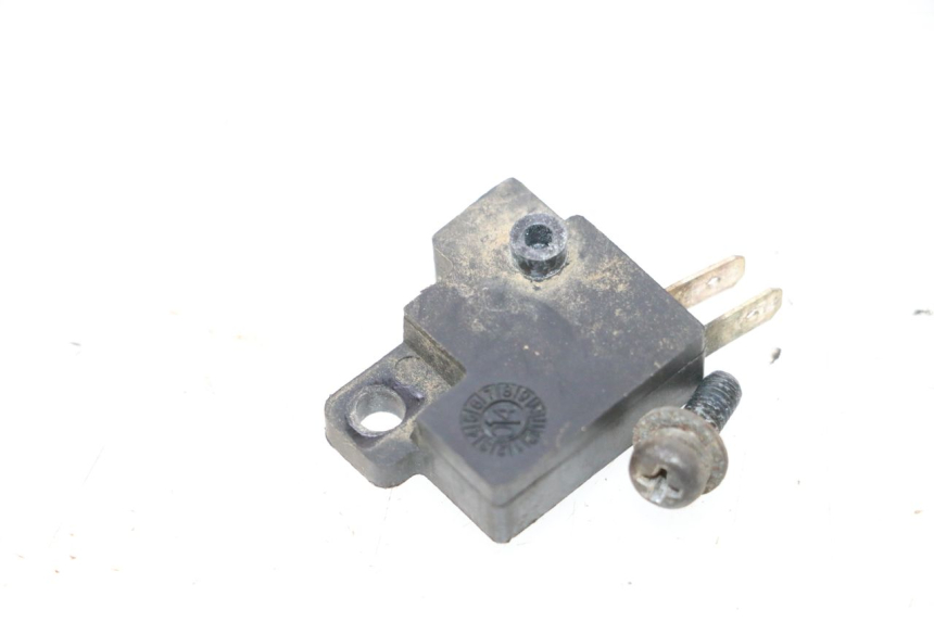 photo de INTERRUTTORE STOP POSTERIORE KYMCO MXU R 250 (2004 - 2010) - Zoom sullo stato d'uso