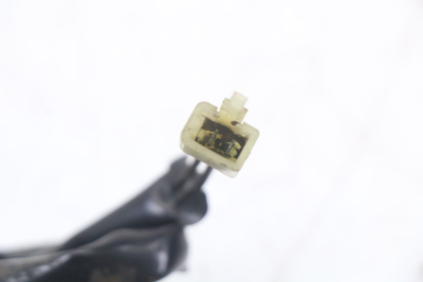 photo de INTERRUTTORE STOP POSTERIORE HONDA NTV DEAUVILLE 650 (1998 - 2001) - Zoom sullo stato d'uso