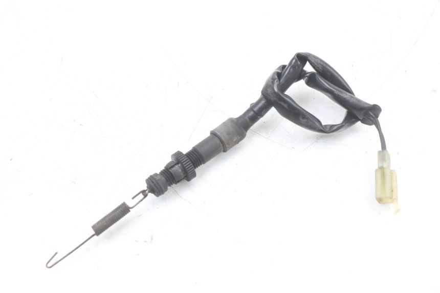 photo de INTERRUTTORE STOP POSTERIORE HONDA NTV DEAUVILLE 650 (1998 - 2001) - Primo piano tecnico