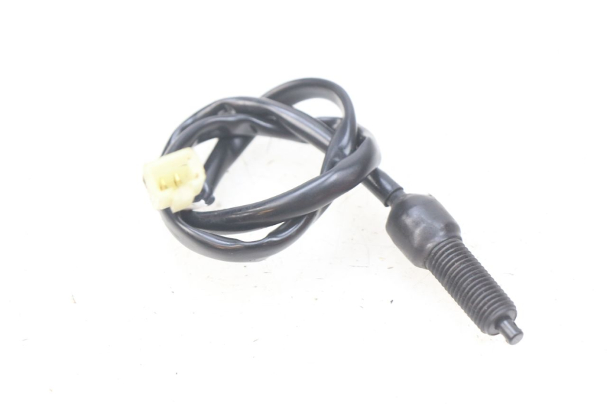 photo de INTERRUTTORE STOP POSTERIORE SUZUKI SV N 650 (1999 - 2002) - Zoom sullo stato d'uso