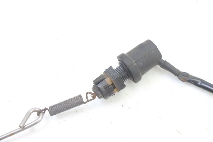 photo de INTERRUTTORE STOP POSTERIORE YAMAHA TDR DELTABOX 125 (1997 - 2003) - Zoom sullo stato d'uso