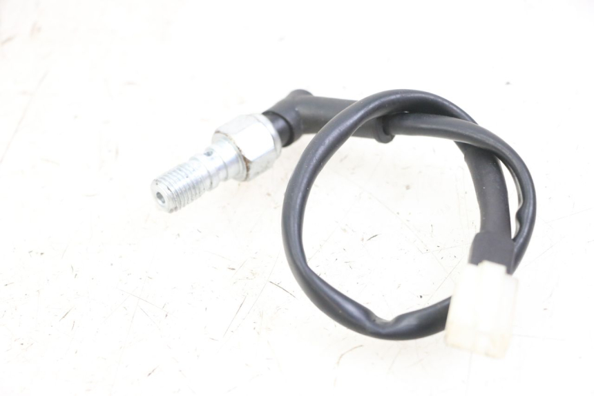 photo de INTERRUTTORE STOP POSTERIORE VENT DERAPAGE 50 (2018 - 2023) - Zoom sullo stato d'uso