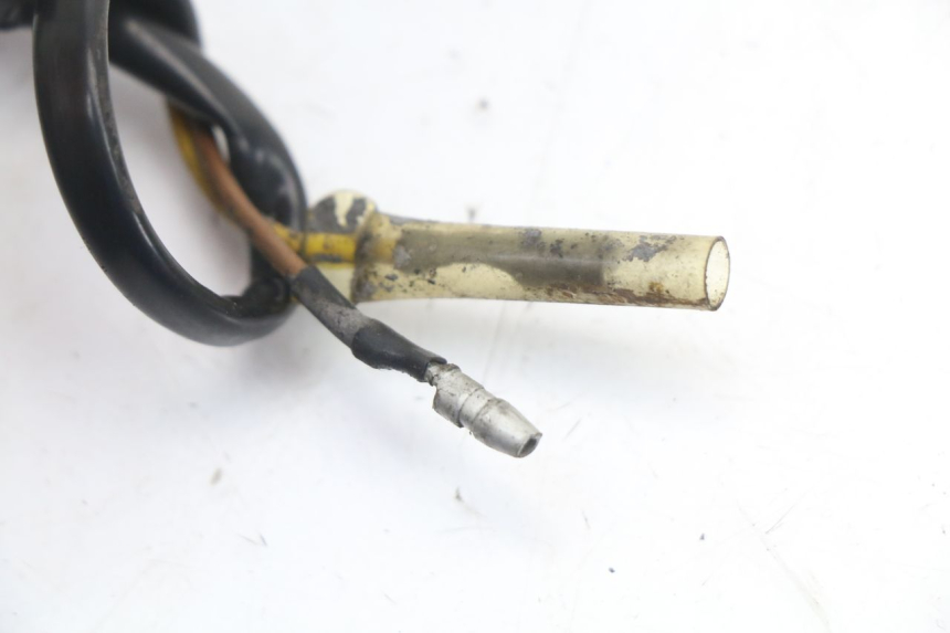 photo de INTERRUTTORE STOP POSTERIORE YAMAHA XJ F 900 (1983 - 1994) - Vista d'insieme del prodotto