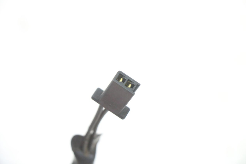 photo de Interruttore stop posteriore HONDA XLV VARADERO 125 (2000 - 2006) - Primo piano tecnico