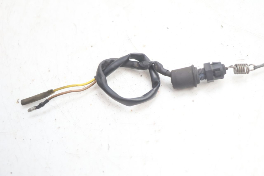 photo de INTERRUTTORE STOP POSTERIORE YAMAHA XV VIRAGO 535 (1988 - 2004) - Dettagli dei punti di fissaggio