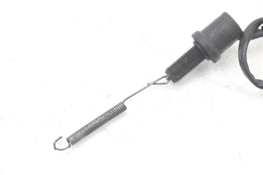 photo de INTERRUTTORE STOP POSTERIORE YAMAHA FZS FAZER 600 (2001 - 2003) - Altra angolazione