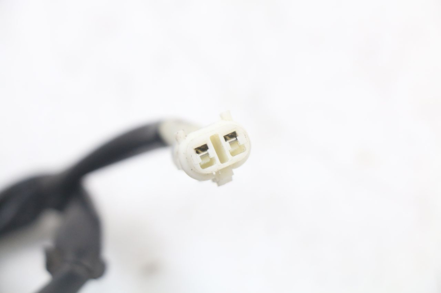 photo de INTERRUTTORE STOP POSTERIORE YAMAHA XJ6 ABS 600 (2008 - 2016) - Altra angolazione