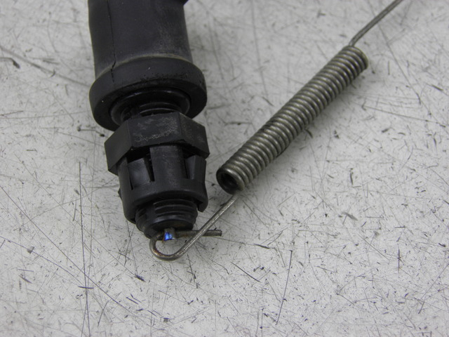 photo de Interruttore stop posteriore YAMAHA XJR 1300 (2002 - 2006) - Dettaglio del componente