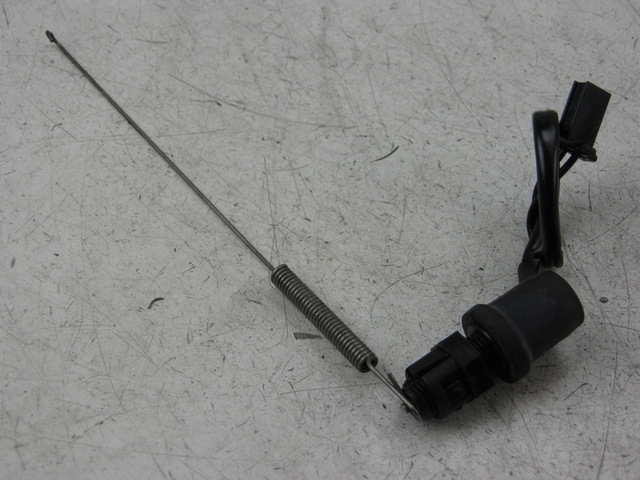 photo de Interruttore stop posteriore YAMAHA XJR 1300 (2002 - 2006) - Zoom sullo stato d'uso