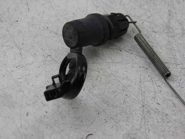 photo de Interruttore stop posteriore YAMAHA XJR 1300 (2002 - 2006) - Altra angolazione