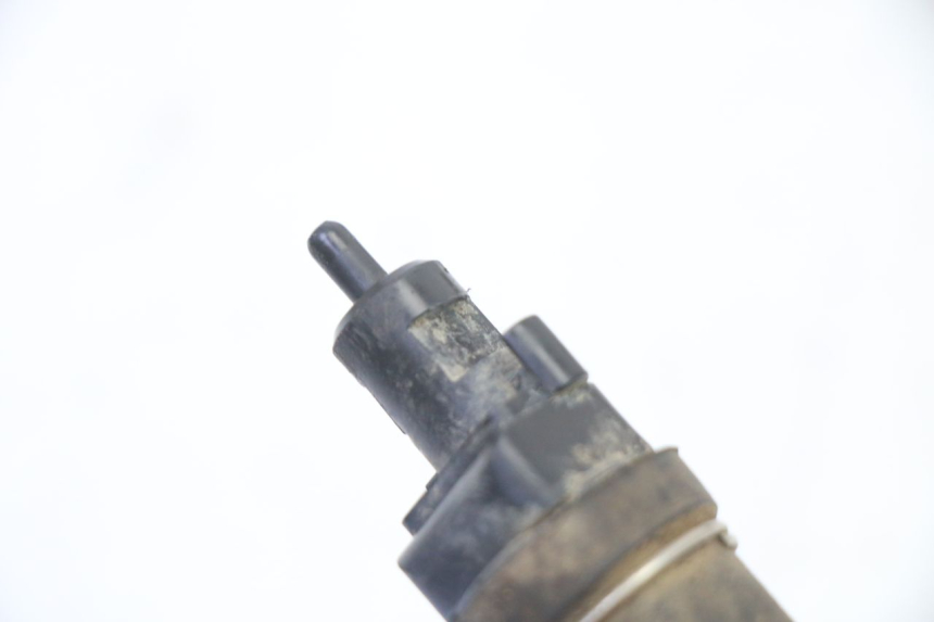 photo de INTERRUTTORE STOP POSTERIORE YAMAHA YFM BRUIN 350 (2003 - 2009) - Altra angolazione