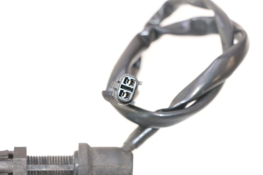 photo de INTERRUTTORE STOP POSTERIORE YAMAHA YZF R6 600 (2008 - 2009) - Dettaglio del componente