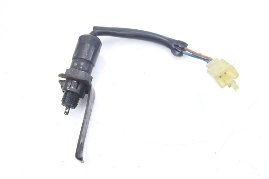 photo de INTERRUTTORE STOP POSTERIORE KAWASAKI ZZR 600 (1995 - 2004) - Zoom sullo stato d'uso