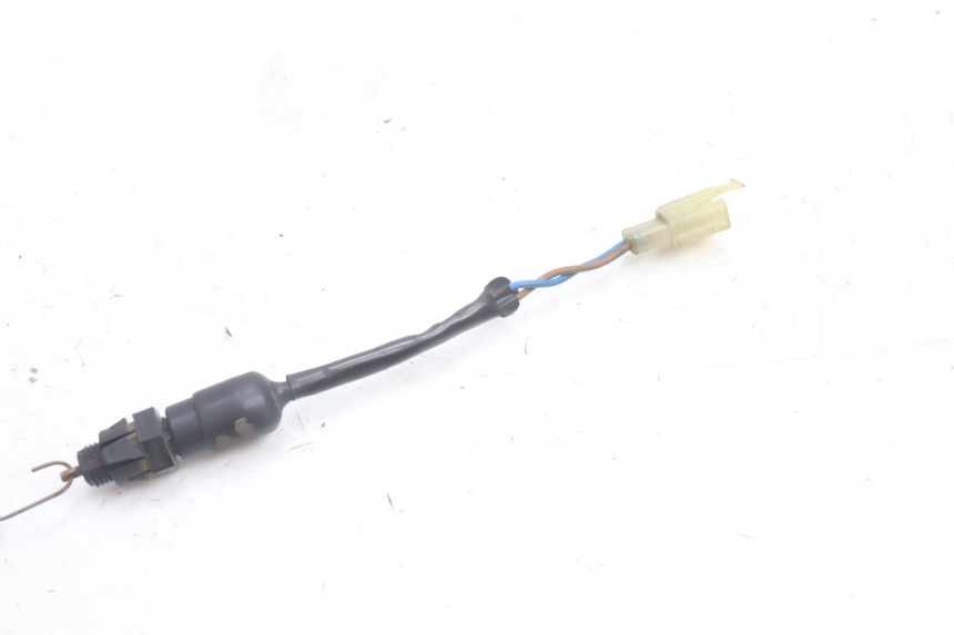 photo de INTERRUTTORE STOP POSTERIORE KAWASAKI ZZR 600 (1995 - 2004) - Zoom sullo stato d'uso