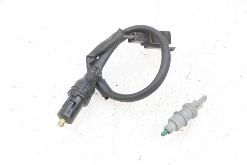 photo de INTERRUTTORE STOP YAMAHA BW'S EASY 50 (2013 - 2016) - Vista principale