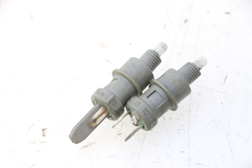 photo de INTERRUTTORE STOP PEUGEOT CITYSTAR 2T 50 (2018 - 2021) - Vista principale