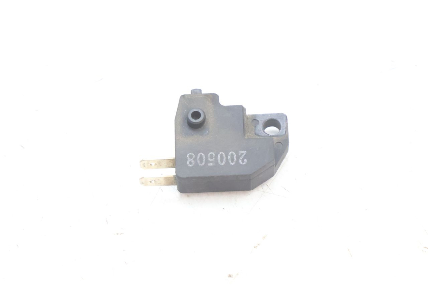 photo de INTERRUTTORE STOP DESTRA KYMCO AGILITY 16+ 4T 50 (2018 - 2023) - Dettaglio del componente