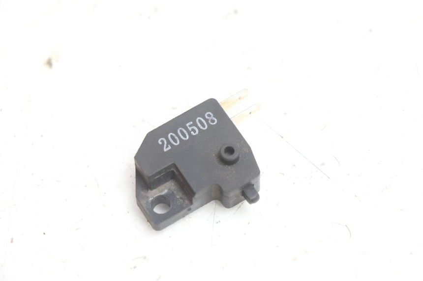 photo de INTERRUTTORE STOP DESTRA KYMCO AGILITY CITY 16P 125 (2015 - 2024) - Altra angolazione