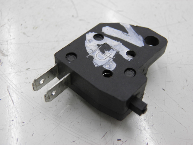 photo de Interruttore stop freno destro BAOTIAN TRAVEL SPIRIT 50 (2010 - 2012) - Vista principale