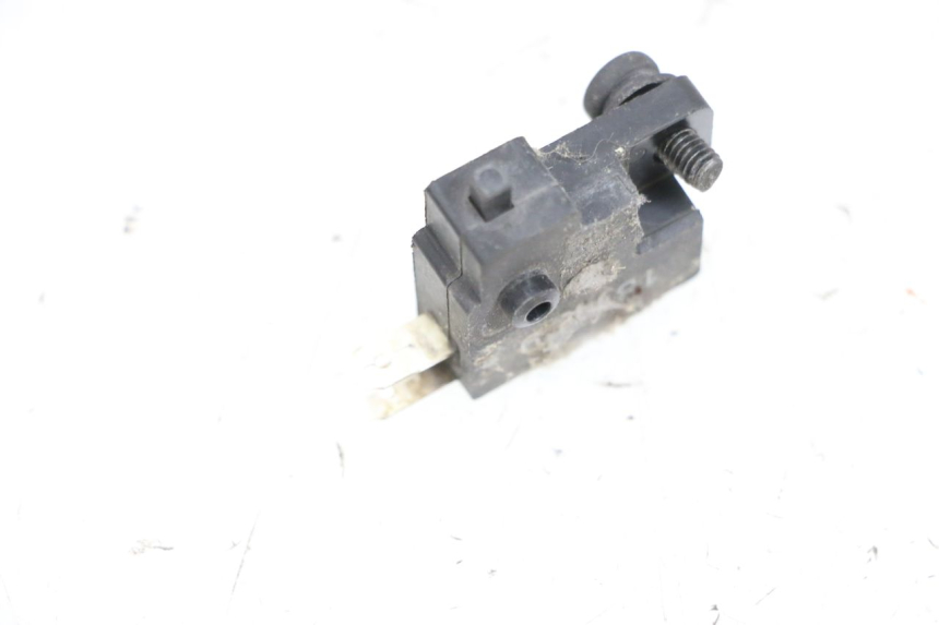 photo de INTERRUTTORE STOP DESTRA MAG POWER BOMBERS 4T 50 (2016 - 2026) - Zoom sullo stato d'uso