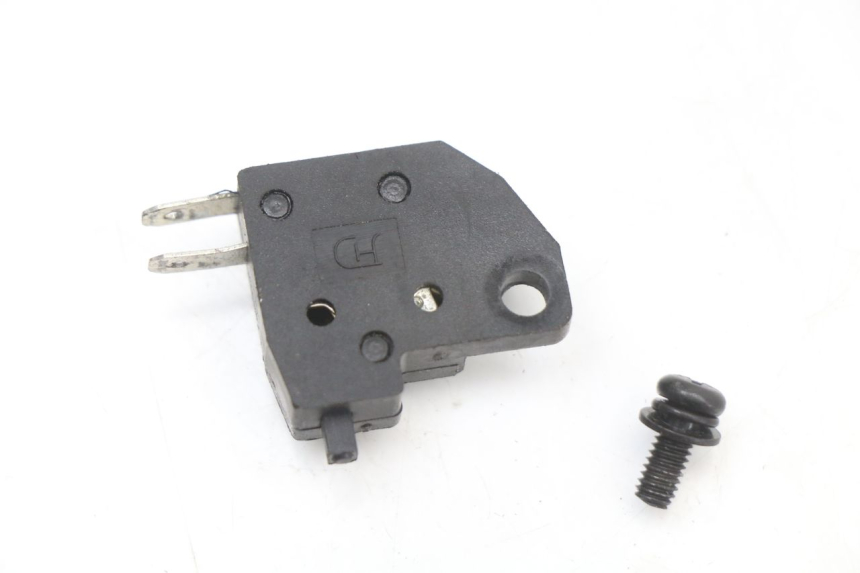 photo de INTERRUTTORE STOP DESTRA TNT MOTOR BOSTON 4T 50 (2018 - 2025) - Zoom sullo stato d'uso