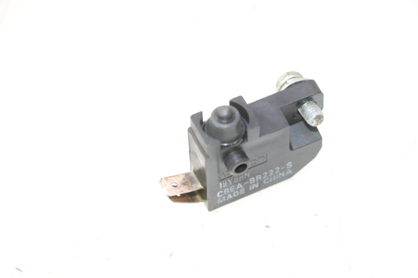 photo de INTERRUTTORE STOP DESTRO SUZUKI BURGMAN 125 (2007 - 2014) - Altra angolazione