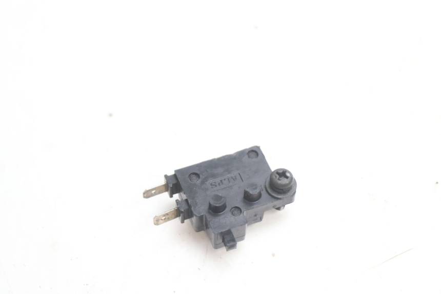 photo de INTERRUTTORE STOP DESTRA HONDA CB F HORNET 600 (2005 - 2006) - Dettaglio del componente