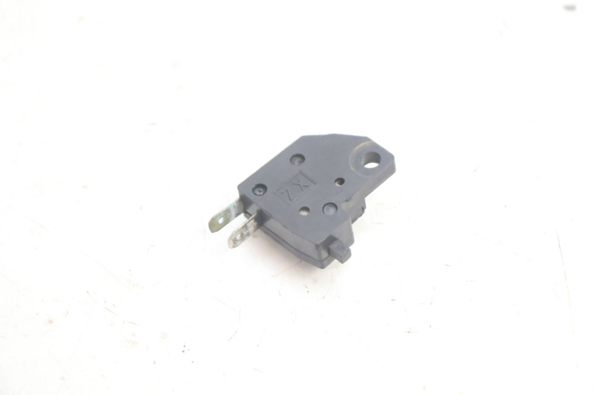photo de INTERRUTTORE STOP DESTRA CF MOTO E-CHARM 125 (2005 - 2008) - Dettaglio del componente