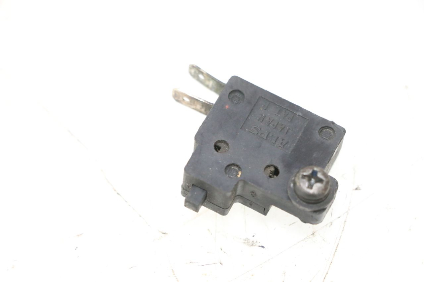 photo de INTERRUTTORE STOP DESTRA HONDA FES PANTHEON 2T 125 (1998 - 2002) - Vista principale