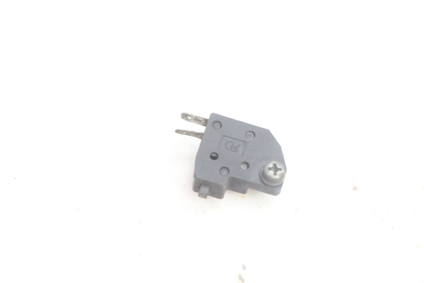 photo de INTERRUTTORE STOP DESTRA SYM FIDDLE 3 III 50 (2014 - 2020) - Dettaglio del componente