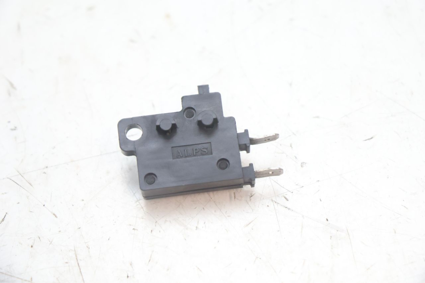 photo de INTERRUTTORE STOP DESTRA HONDA FJS SILVER WING SILVERWING 400 (2005 - 2008) - Vista principale
