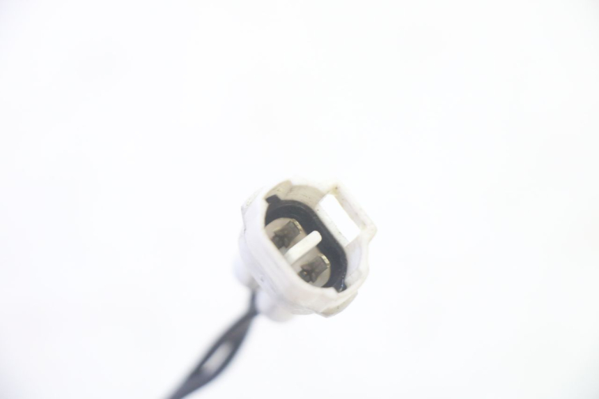 photo de INTERRUTTORE STOP DESTRA PIAGGIO FLY 4T 50 (2013 - 2017) - Altra angolazione