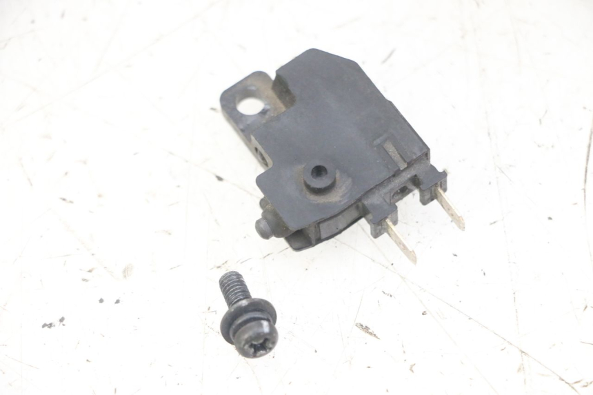 photo de INTERRUTTORE STOP DESTRA HONDA FORZA ABS 300 (2013 - 2017) - Zoom sullo stato d'uso