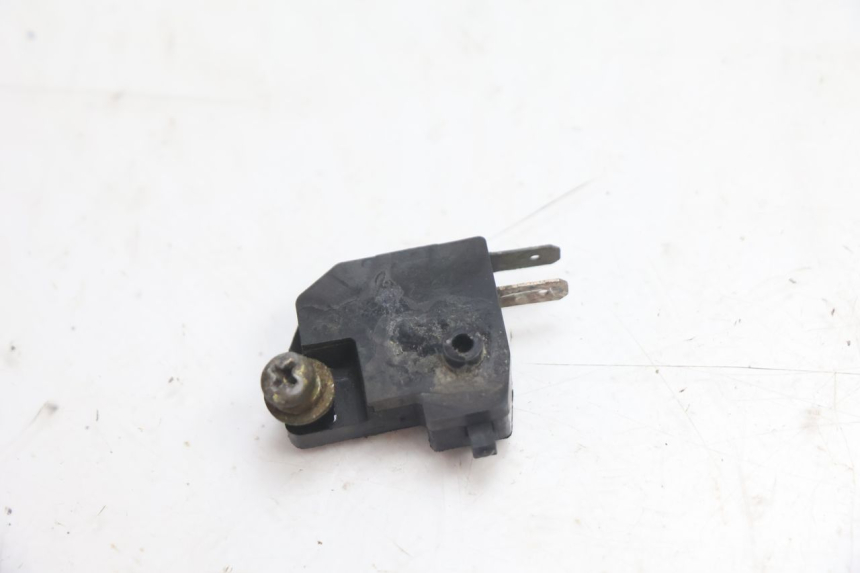 photo de INTERRUTTORE STOP DESTRA KAWASAKI GPX F ZX750F 750 (1986 - 1990) - Dettaglio del componente