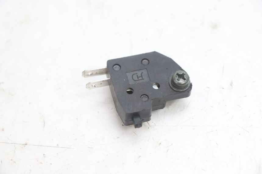 photo de INTERRUTTORE STOP DESTRA EUROCKA GTR 50 (2007 - 2017) - Dettaglio del componente