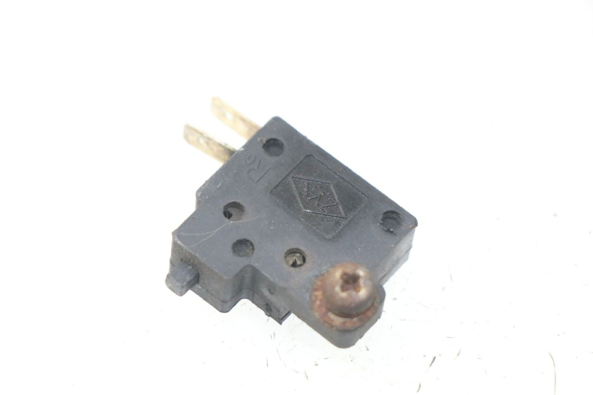 photo de Interruttore stop freno destro SYM GTS EFI ABS 125 (2012 - 2016) - Vista principale