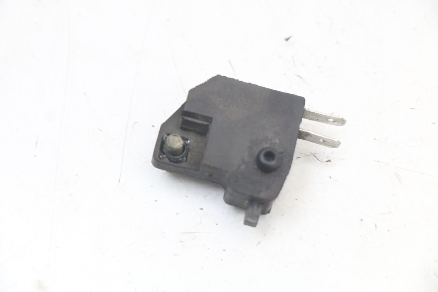 photo de INTERRUTTORE STOP DESTRA JM MOTORS VX 125 (2022 - 2025) - Altra angolazione