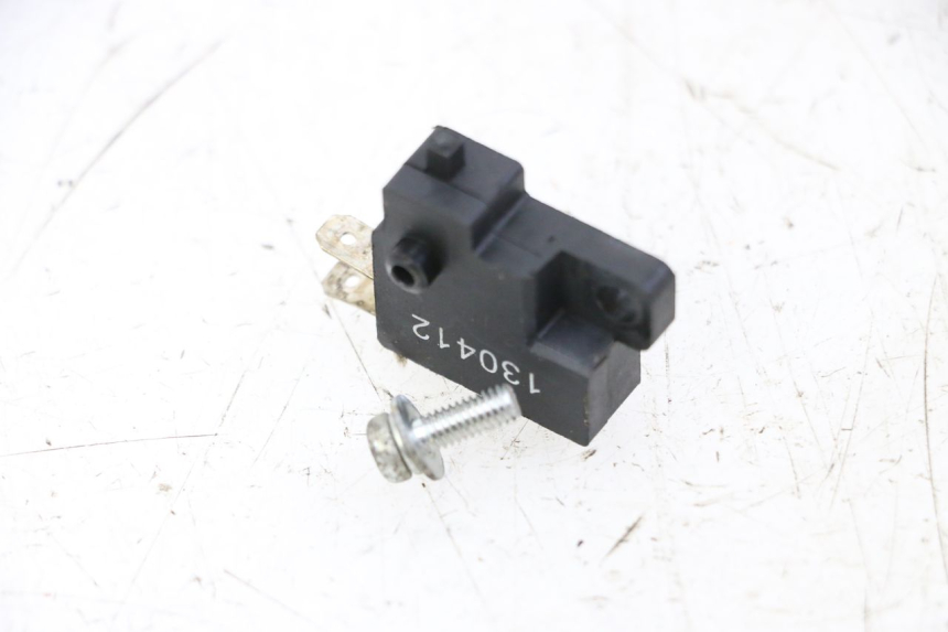 photo de INTERRUTTORE STOP DESTRA SYM JOYMAX 125 (2010 - 2017) - Zoom sullo stato d'uso