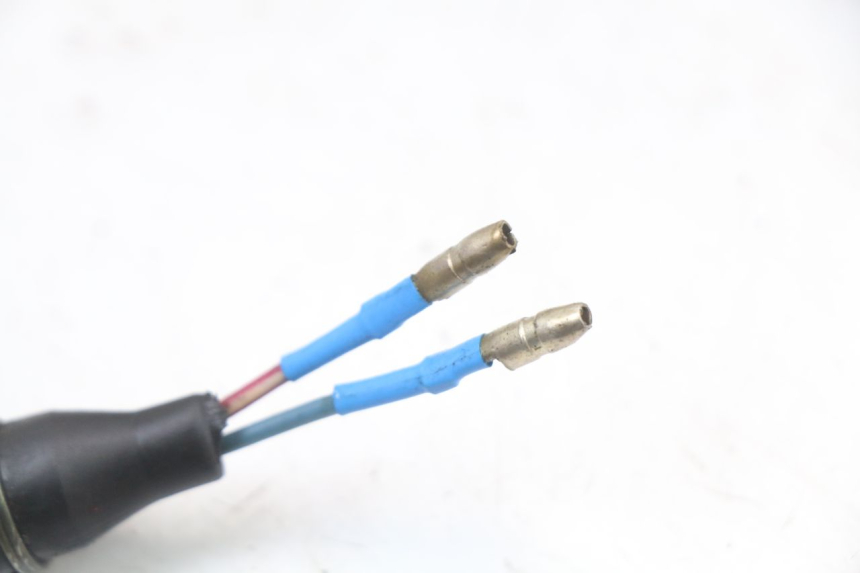 photo de INTERRUTTORE STOP DESTRA RIDE KALLIO 50 (2010 - 2019) - Altra angolazione