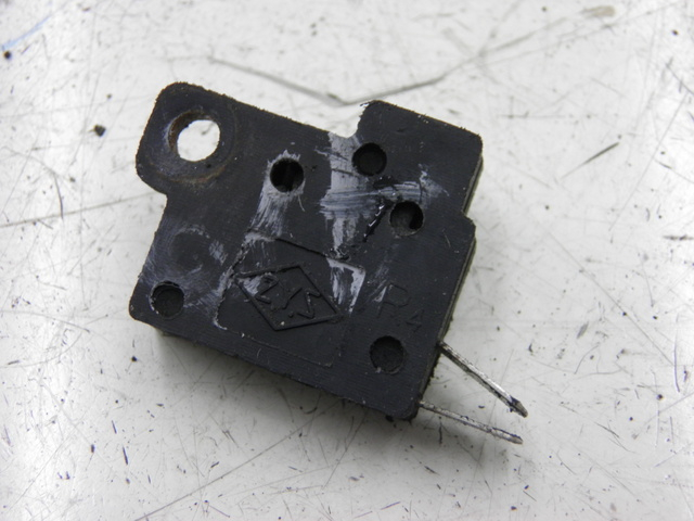 photo de CONTATTORE STOP DESTRO KYMCO DINK 125 (2007 - 2011) - Zoom sullo stato d'uso