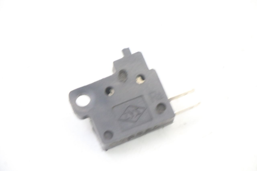 photo de Interruttore stop freno destro KYMCO GRAND DINK 125 (2008 - 2014) - Vista principale