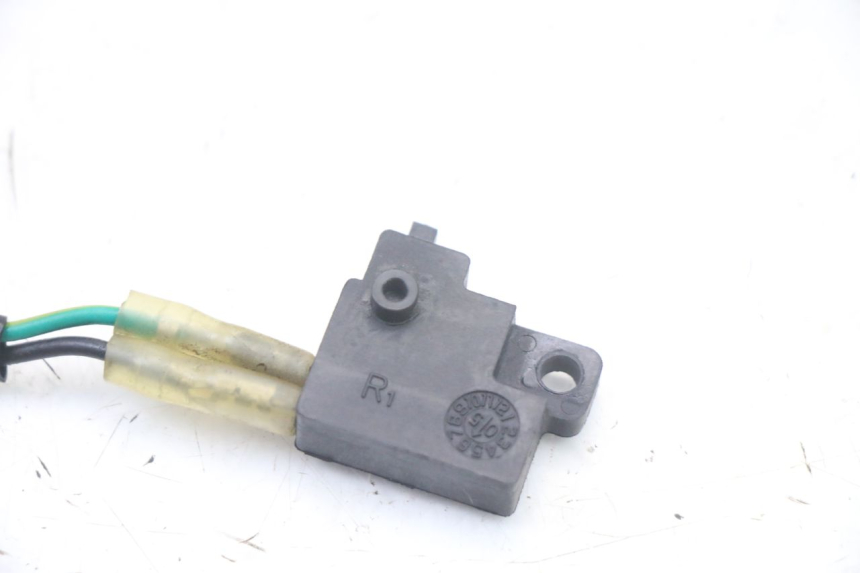 photo de Interruttore stop freno destro KYMCO PEOPLE S 125 (2000 - 2008) - Vista d'insieme del prodotto