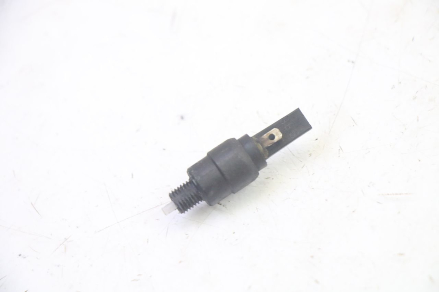 photo de INTERRUTTORE STOP DESTRA PIAGGIO MP3 RL 250 (2006 - 2010) - Dettaglio del componente