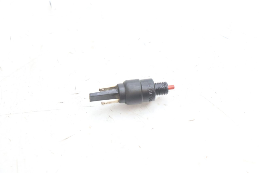 photo de INTERRUTTORE STOP DESTRA PIAGGIO MP3 500 (2016 - 2018) - Dettaglio del componente