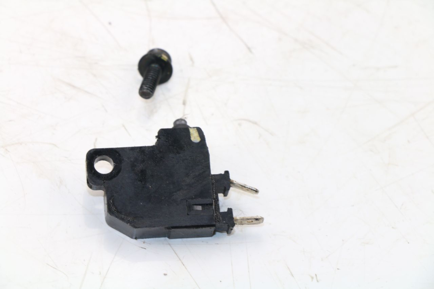 photo de Interruttore stop freno destro HONDA MSX 125 (2013 - 2015) - Altra angolazione