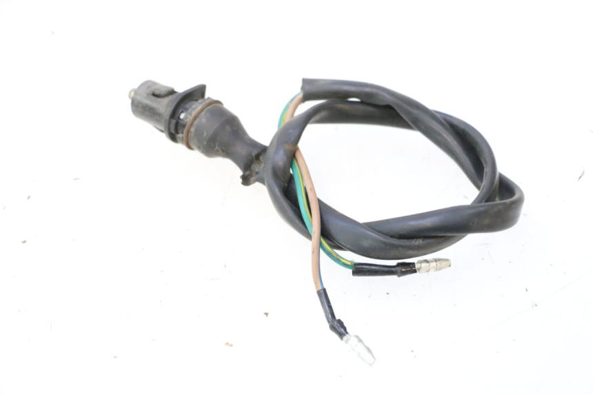 photo de INTERRUTTORE STOP DESTRA KYMCO MXU R 250 (2004 - 2010) - Zoom sullo stato d'uso