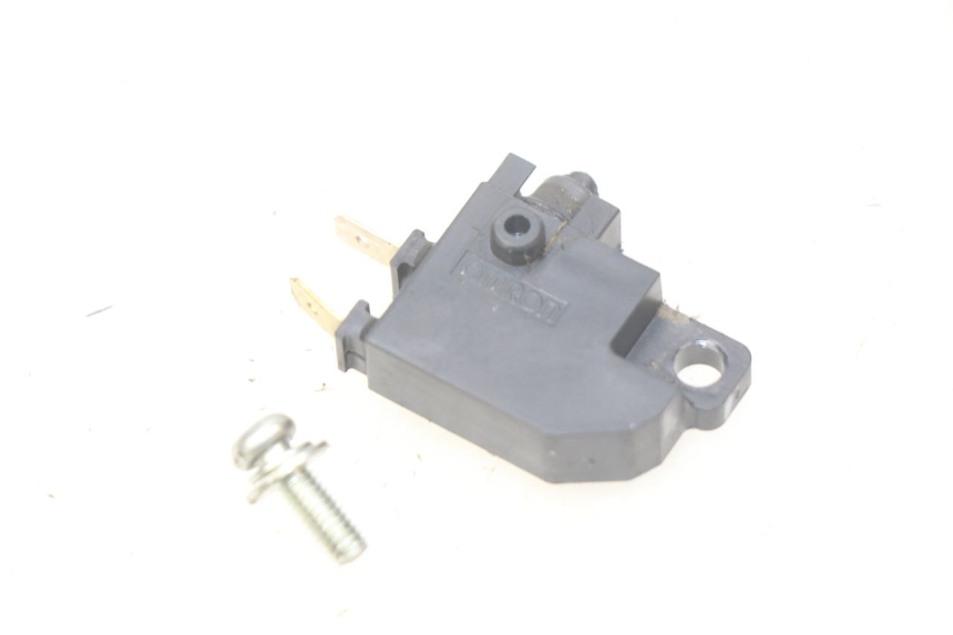 photo de INTERRUTTORE STOP DESTRO YAMAHA N-MAX NMAX 125 (2017 - 2020) - Vista principale